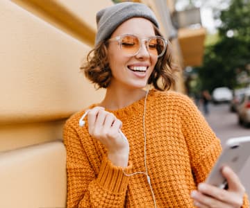 A girl uses the telephone to study